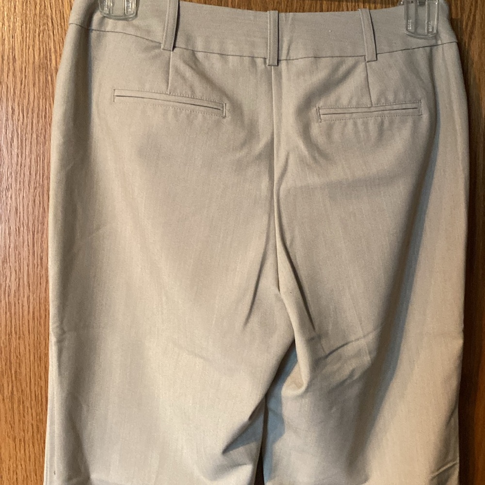 George slacks. Size 8. - Picture 2 of 6
